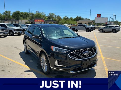 Certified 2022 Ford Edge Titanium w/ Equipment Group 301A AWD/4WD image 3