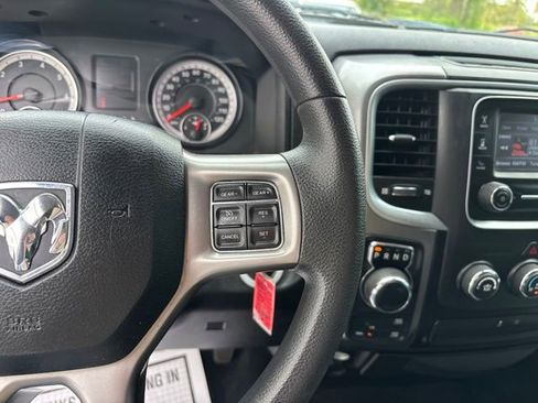 Used 2021 RAM 1500 Classic SLT AWD/4WD image 17