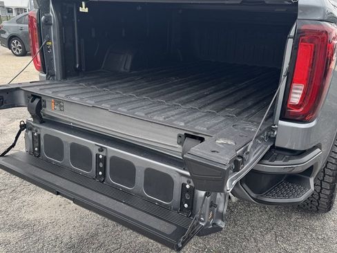 Used 2021 GMC Sierra 1500 AT4 w/ AT4 Premium Package AWD/4WD image 11