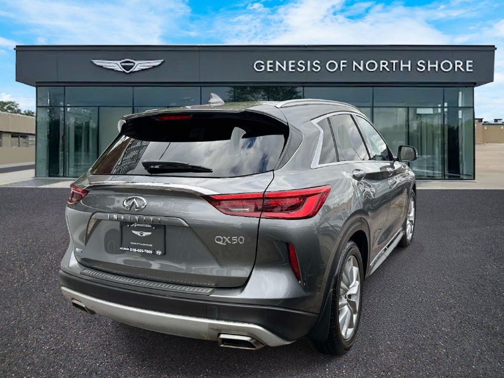 Used 2019 INFINITI QX50 Luxe w/ Navigation Package AWD/4WD image 6