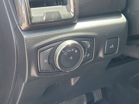 Certified 2022 Ford Ranger Lariat w/ Equipment Group 501A High RWD image 24