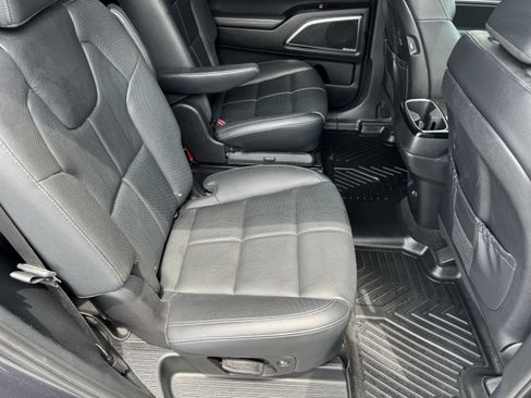 Used 2020 Kia Telluride SX FWD image 19