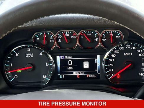 Used 2020 Chevrolet Suburban Premier RWD image 22