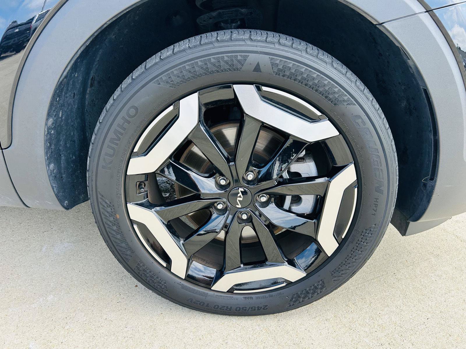 Used 2025 Kia Telluride S FWD image 43