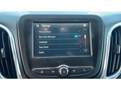 Used 2018 Chevrolet Equinox LT FWD image 23