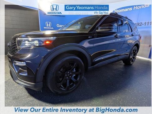 Used 2023 Ford Explorer ST-Line w/ Class IV Trailer Tow Package image 5