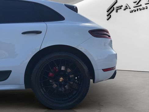 Used 2018 Porsche Macan GTS AWD/4WD image 24
