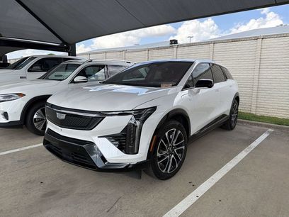 Used 2025 Cadillac Optiq Sport 1 w/ LPO, Floor Liner Package