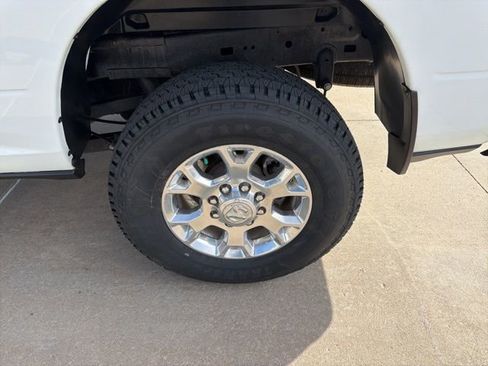 Used 2024 RAM 2500 Laramie AWD/4WD image 33