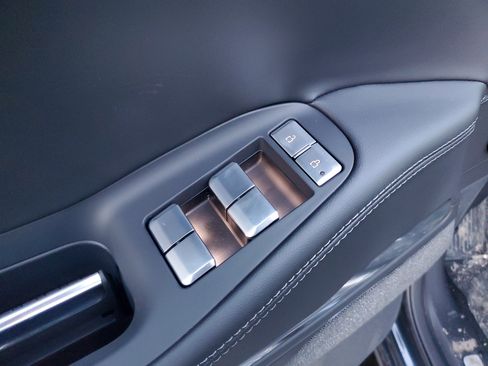 New 2025 Lincoln Navigator L Reserve w/ Jet Appearance Package image 10