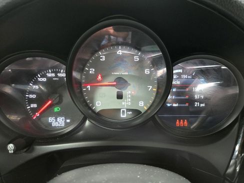 Used 2021 Porsche Macan S image 20