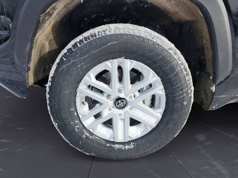 Certified 2025 Toyota Tundra SR5 image 14