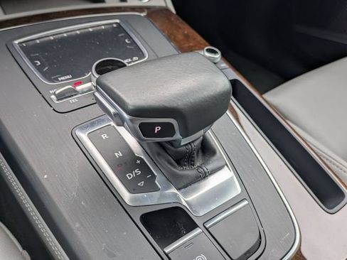 Used 2019 Audi Q5 2.0T Premium Plus AWD/4WD image 20