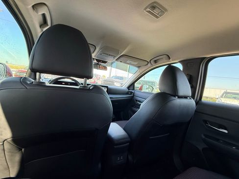 Used 2026 Nissan Kicks SR image 26