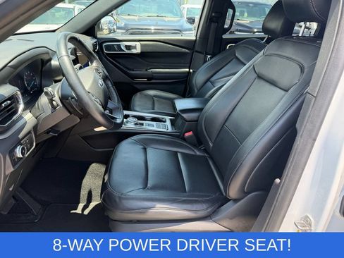 Used 2020 Ford Explorer XLT w/ Equipment Group 202A RWD image 10