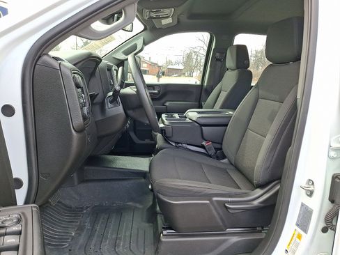 Used 2024 Chevrolet Silverado 3500 W/T image 13