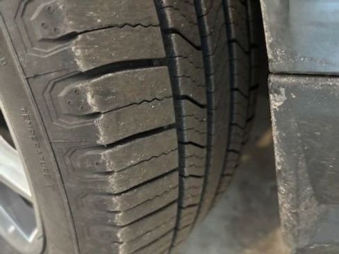 Used 2016 Cadillac SRX Premium w/ Midnight Edition Package image 9