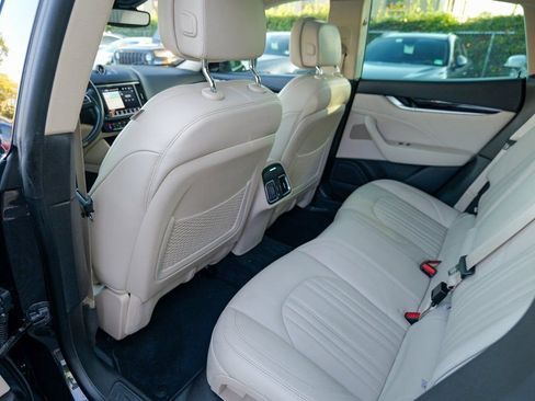 Used 2022 Maserati Levante GT image 25
