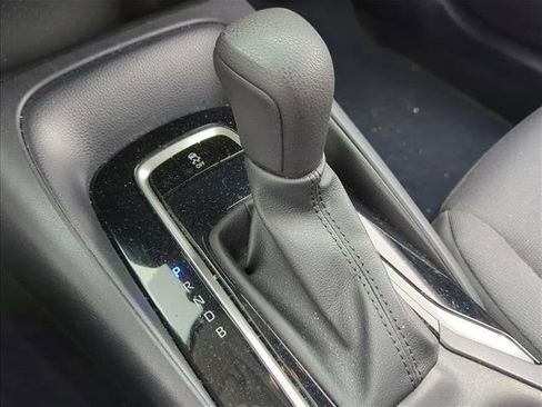 Used 2023 Toyota Corolla LE image 19