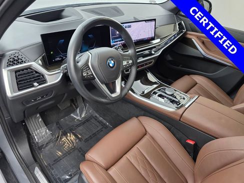 Certified 2024 BMW X5 xDrive50e w/ Premium Package image 10