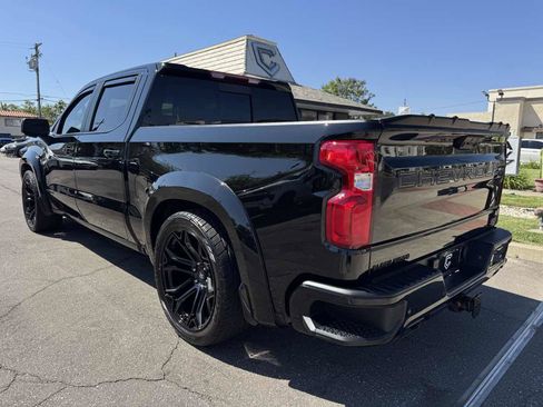 Used 2025 Chevrolet Silverado 1500 RST w/ Redline Edition AWD/4WD image 4