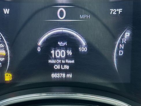 Used 2019 Jeep Grand Cherokee Laredo image 8