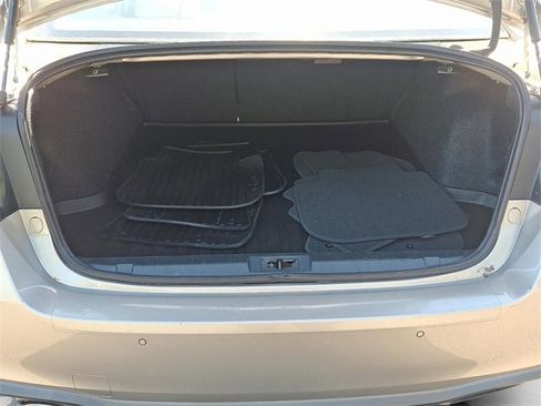 Used 2018 Subaru Legacy 2.5i Limited image 28