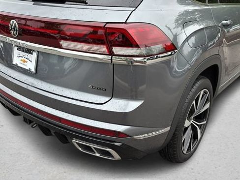 Used 2024 Volkswagen Atlas Cross Sport SEL Premium R-Line AWD/4WD image 36