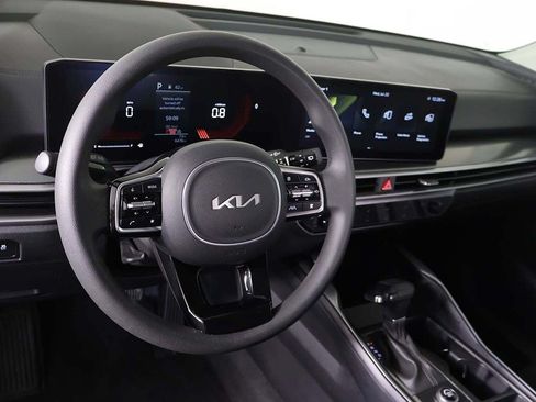 Used 2025 Kia Sorento LX FWD image 22