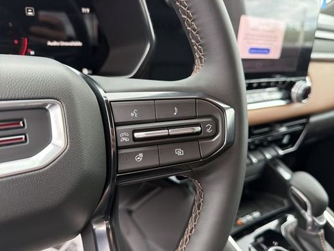 New 2026 GMC Canyon AT4 AWD/4WD image 20