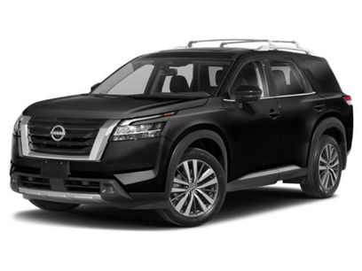 Used 2024 Nissan Pathfinder Platinum