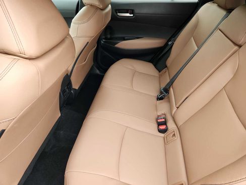 Used 2026 Toyota Corolla Cross XLE FWD image 30
