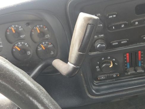 Used 2006 Chevrolet Silverado 1500 W/T RWD image 20