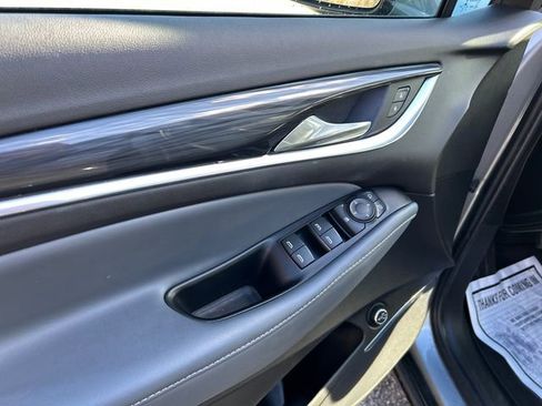 Used 2023 Buick Enclave Essence w/ Experience Buick Package AWD/4WD image 12