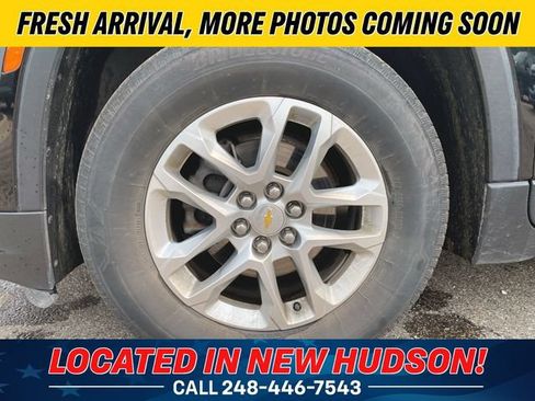 Used 2023 Chevrolet Traverse LS w/ Safety Package AWD/4WD image 13