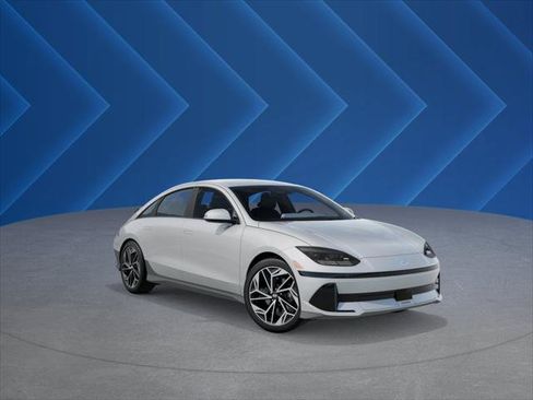 New 2025 Hyundai Ioniq 6 SEL image 2
