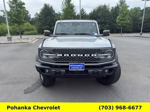 Used 2023 Ford Bronco Badlands w/ Sasquatch Package AWD/4WD image 2