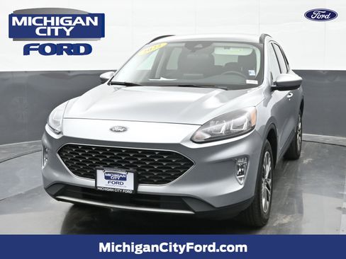 Used 2022 Ford Escape SEL image 1