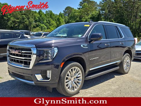 Used 2023 GMC Yukon SLT RWD image 1