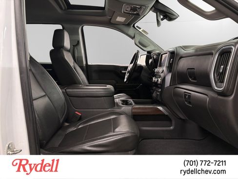 Used 2019 GMC Sierra 1500 SLT w/ SLT Premium Plus Package AWD/4WD image 16