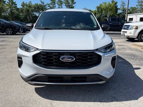 Used 2025 Ford Escape ST-Line FWD image 2