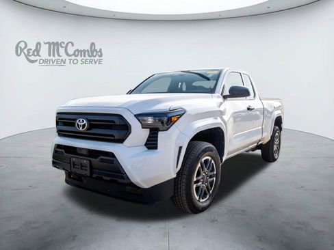 Used 2025 Toyota Tacoma SR image 1