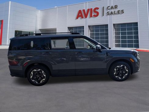 Used 2025 Hyundai Santa Fe SEL image 5