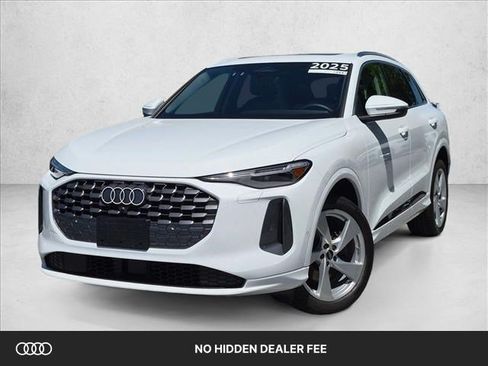 Certified 2025 Audi Q5 Premium w/ Premium Plus AWD/4WD image 1