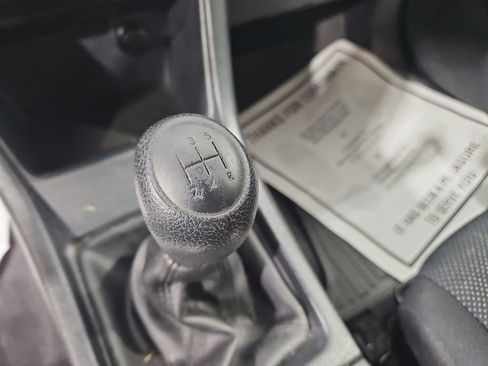 Used 2016 Subaru Crosstrek 2.0i image 23