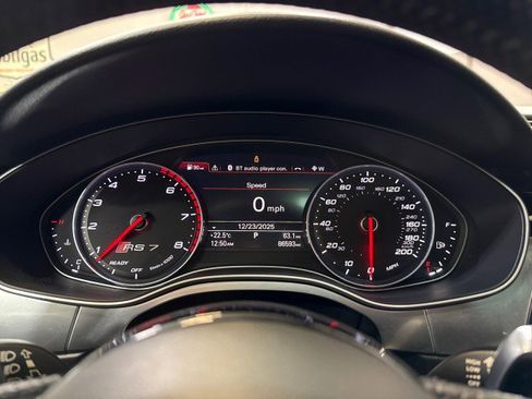 Used 2016 Audi RS 7 Prestige w/ Driver Assistance Package image 37