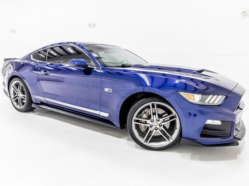 Used 2015 Ford Mustang GT Premium RWD image 9