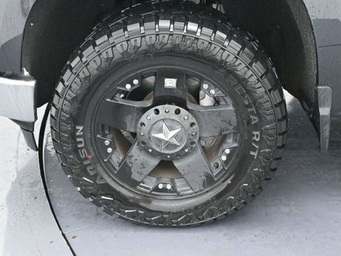 Used 2022 Chevrolet Silverado 1500 LT image 34