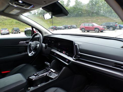 Used 2023 Kia Sportage SX FWD image 12