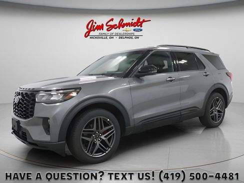 Used 2025 Ford Explorer ST-Line w/ ST-Line Street Pack AWD/4WD image 1